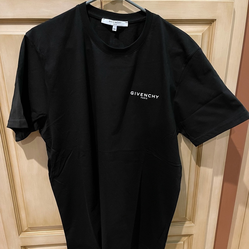 Givenchy tee